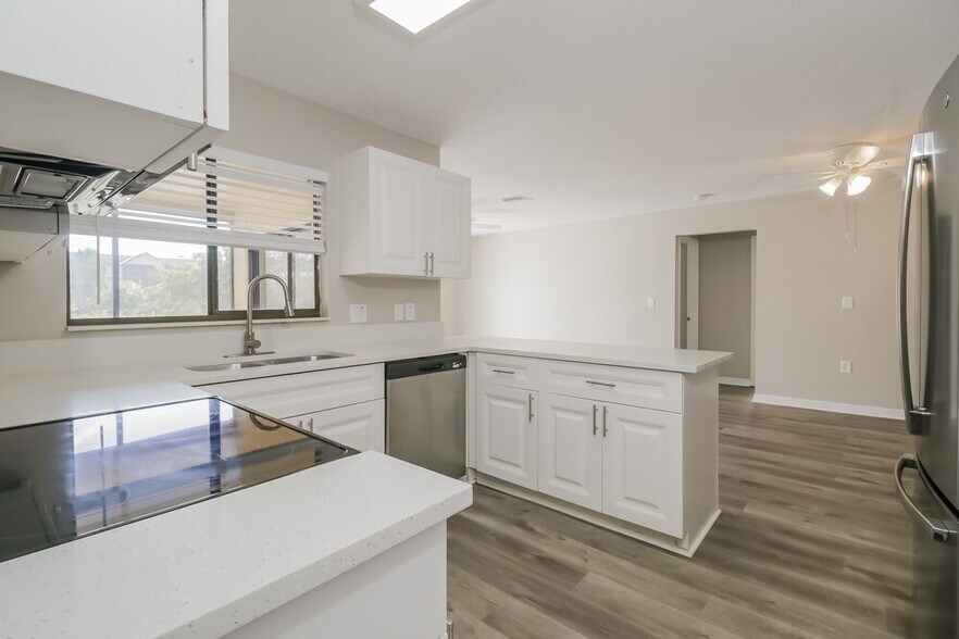 Building Photo - 13700 Whitby Rd