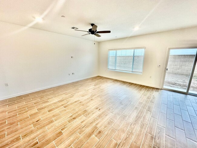Building Photo - BRAND NEW North Clovis 4/2.5 Lennar