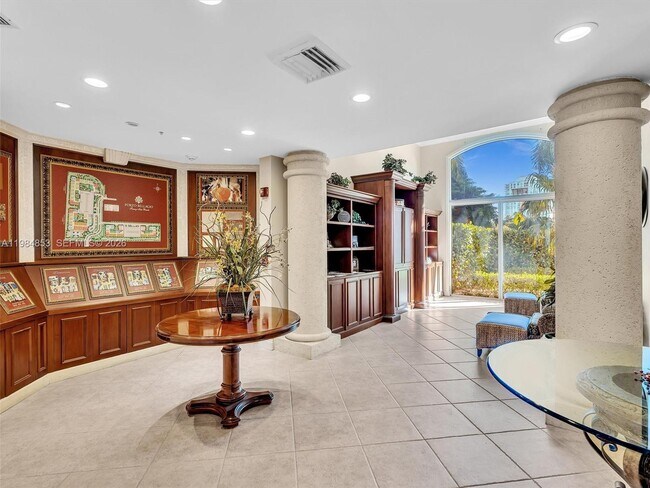 Building Photo - 17150 N Bay Rd