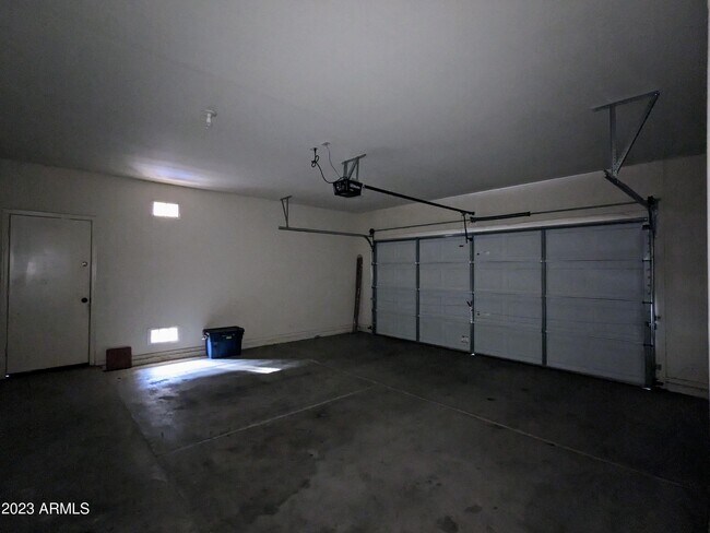 Building Photo - 16071 W Gelding Dr