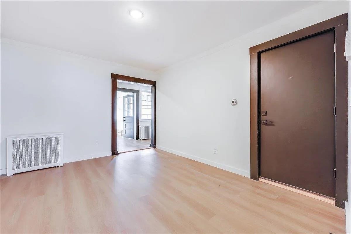 Building Photo - 608 Palisade Ave