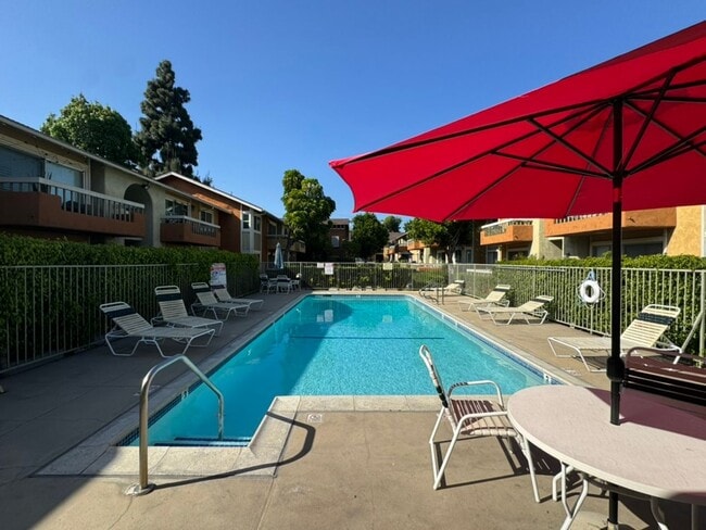 Building Photo - Spacious 1st Floor 2 Bedroom, 2 Bathroom Condo in a Gated Community –in Whittier!