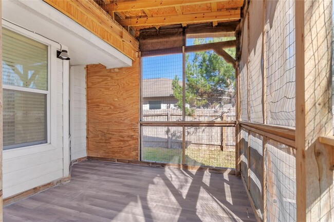 Building Photo - 2051 Cambria Dr