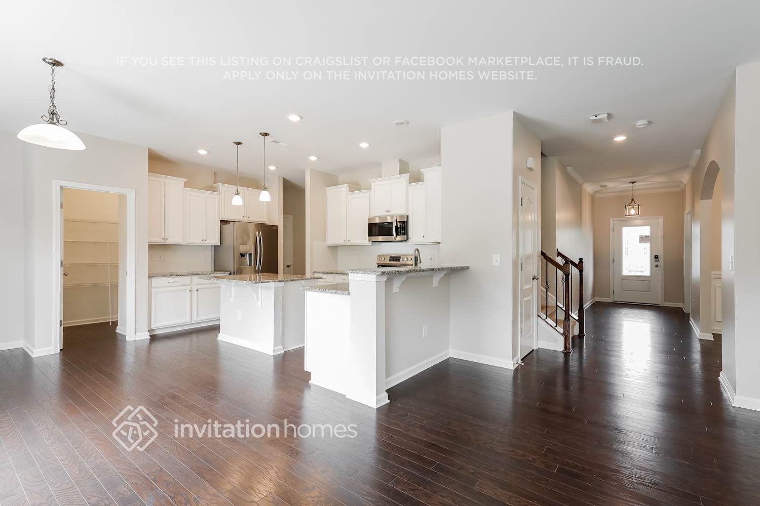 Building Photo - 16020 Hammersmith Farm Dr