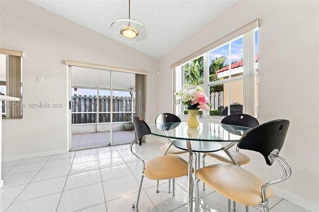 Building Photo - 7336 Granada Way