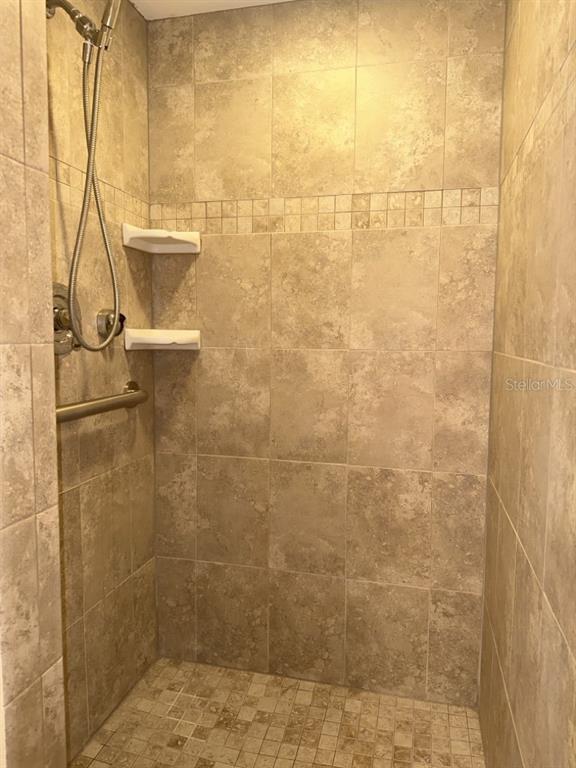 Building Photo - 261 Cypress Ln