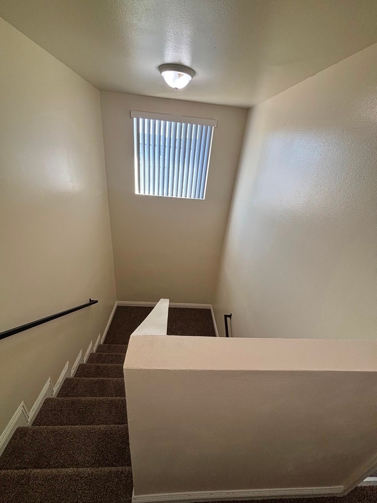 Building Photo - 139 E 110th St