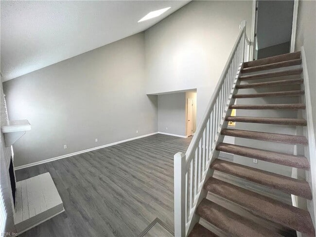 Building Photo - 465 Lake Havasu Dr