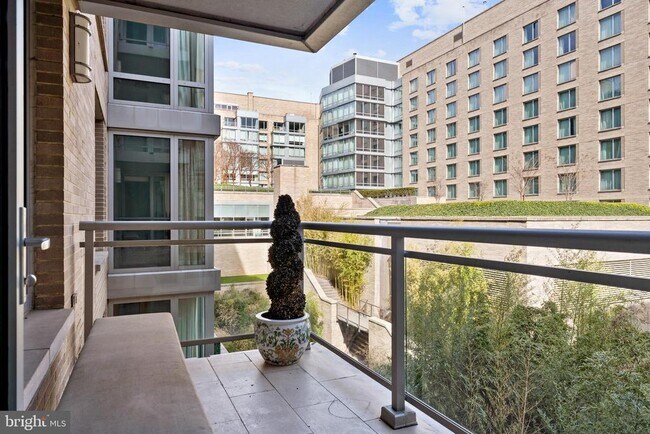 Building Photo - 1111 23rd St NW