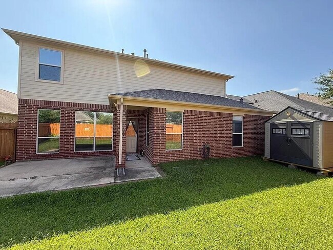 Building Photo - 15107 Magnoliabough Pl