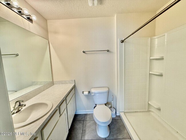 Building Photo - 575 Oakleaf Plantation Pkwy