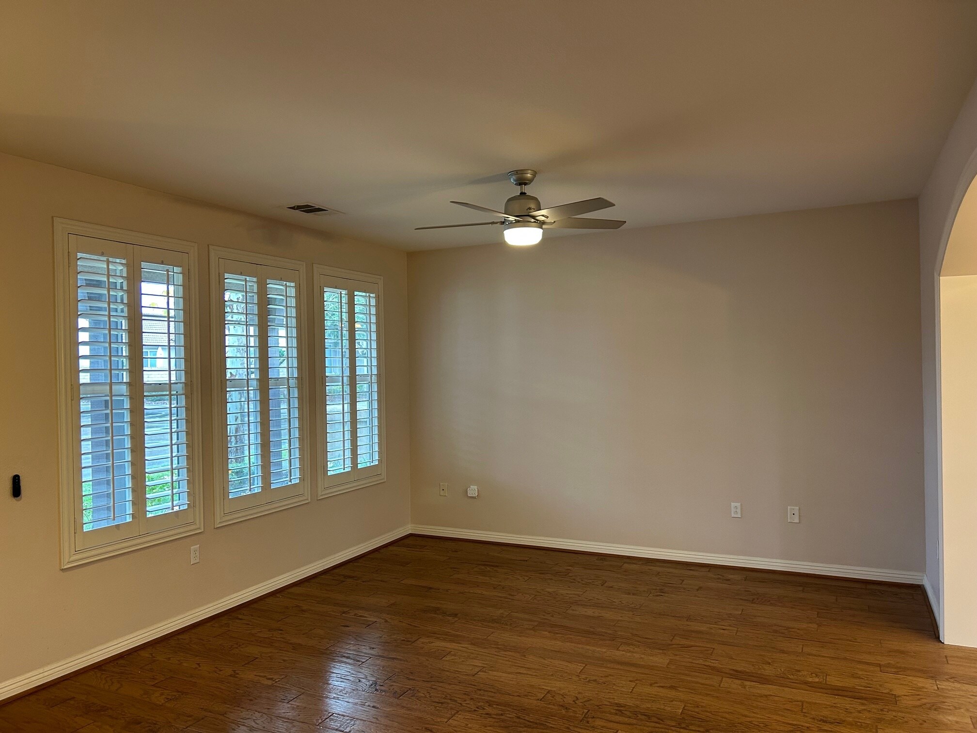 Building Photo - 8008 Hazeltine Ln