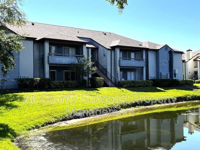 Building Photo - 10263 Gandy Blvd N
