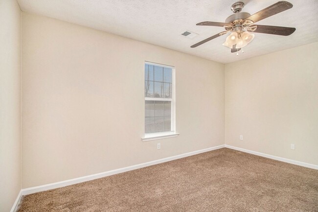 Building Photo - 4 Bedroom in Stonecrest