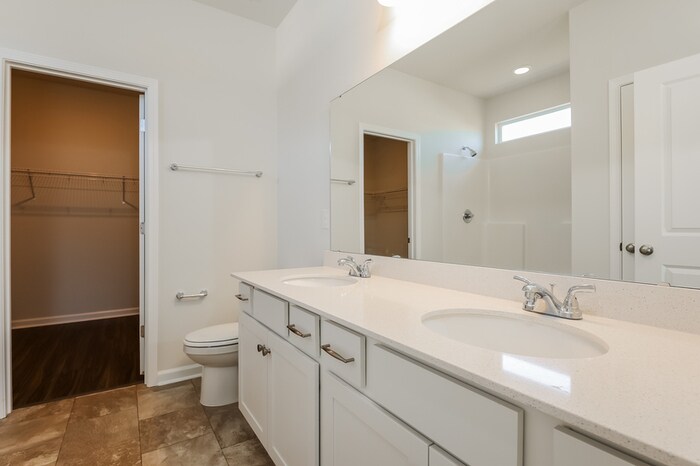 Building Photo - 107 Percheron Dr