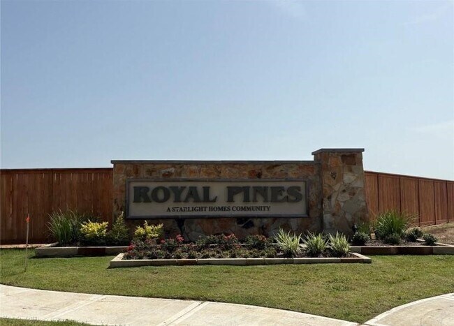 Building Photo - 6186 Emperor Pnes Trl