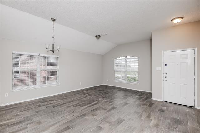 Building Photo - 7417 Snow Ridge Dr