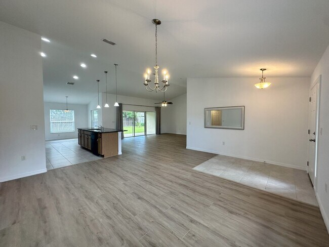 Building Photo - Move-In Ready Rental with Stylish Updates!