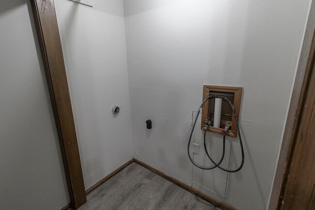 Building Photo - 4467 Santa Anna Dr