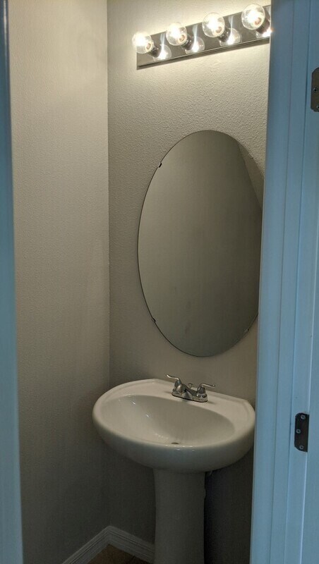 Building Photo - 245 Arbor Lakes Dr