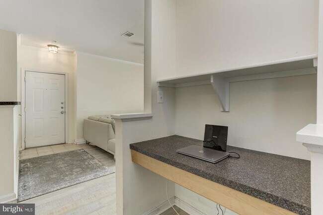 Building Photo - 5105 Travis Edward Way