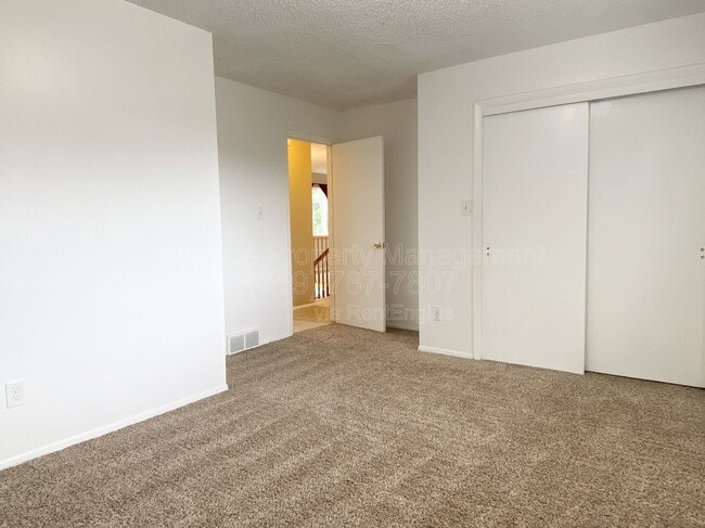 Building Photo - 6087 Del Rey Dr