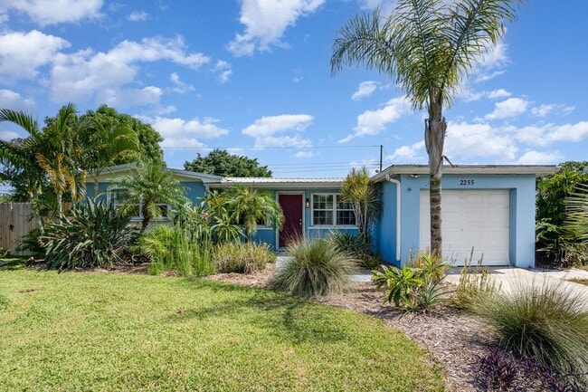 Primary Photo - 2255 Fatzler Rd