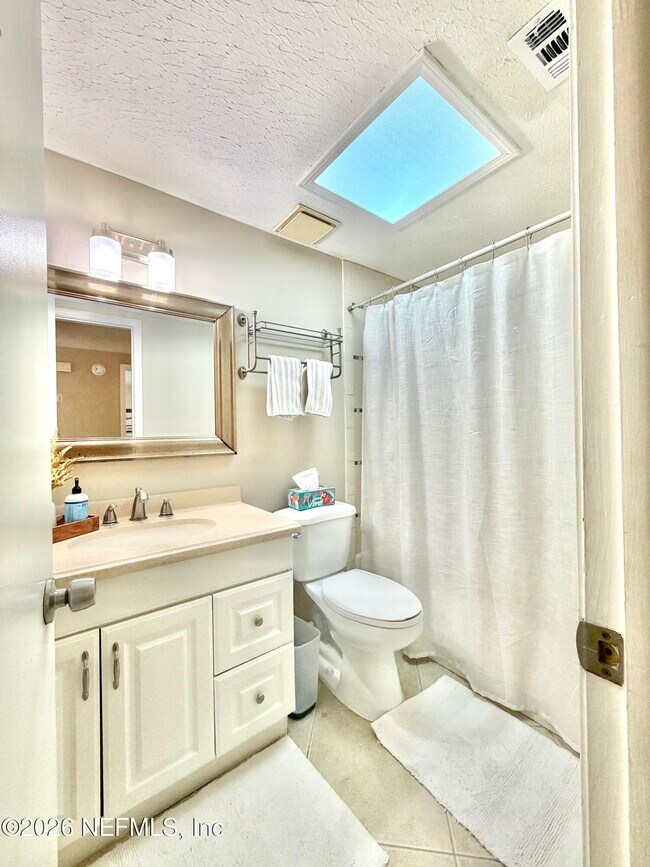 Building Photo - 25 Seatrout St