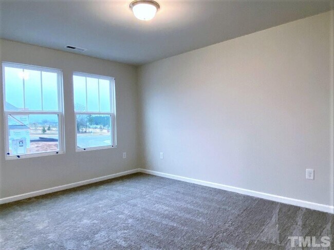 Building Photo - 4 Bedroom Single Family for Rent