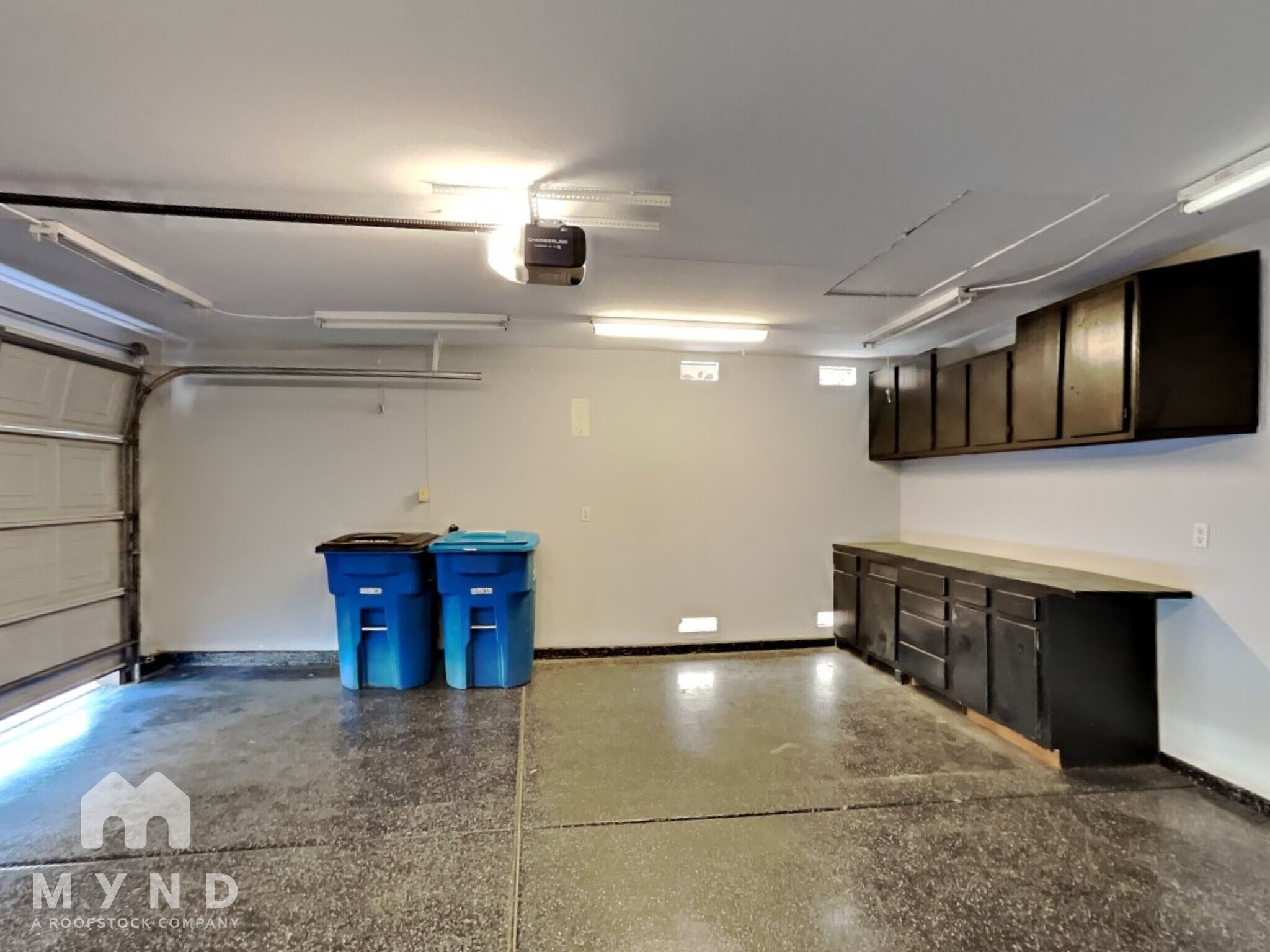 Building Photo - 7599 W Diablo Dr