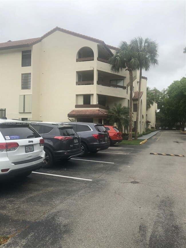 Building Photo - 9040 SW 125th Ave