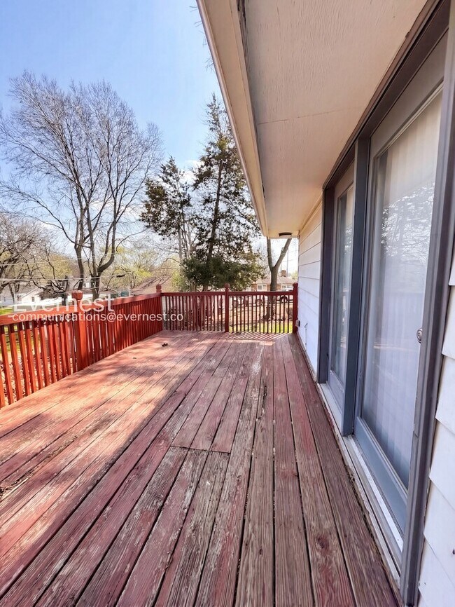 Building Photo - 9224 Kathlyn Dr