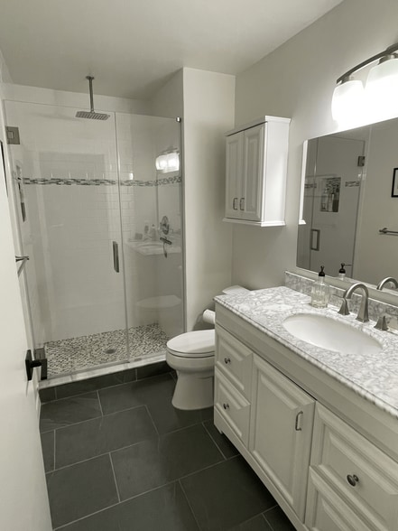 Building Photo - 49 Baldwin Ct