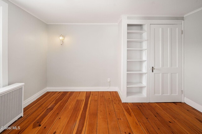 Building Photo - 232 Main St