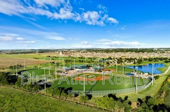 Building Photo - 4001 Bear Creek Ct