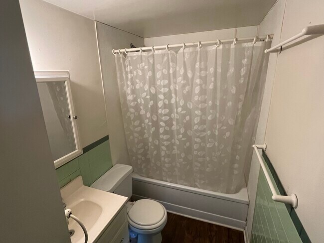 Building Photo - 226 North Rigby