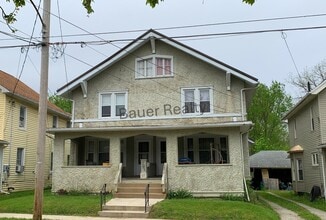 Building Photo - le604