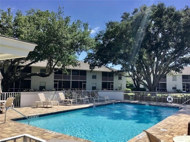 Building Photo - 1392 Churchill Cir