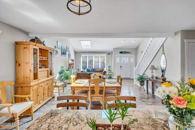 Building Photo - 8 Bahia Ct