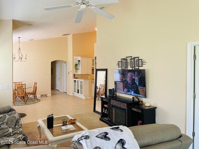 Building Photo - 540 Remington Green Dr SE