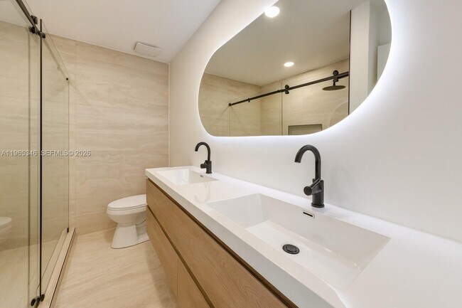 Building Photo - 4671 SW 43rd Terrace