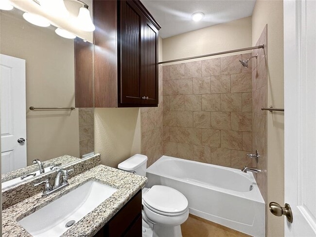 Building Photo - 104 Osage Dr