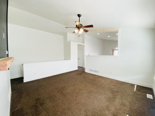 Building Photo - 3142 Quaky Aspen Dr