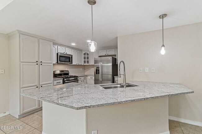 Building Photo - 6312 Casper Ridge Dr