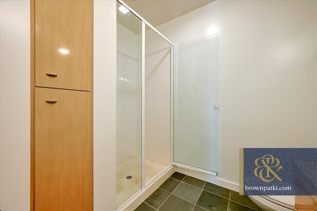 Building Photo - 301 Bryant St