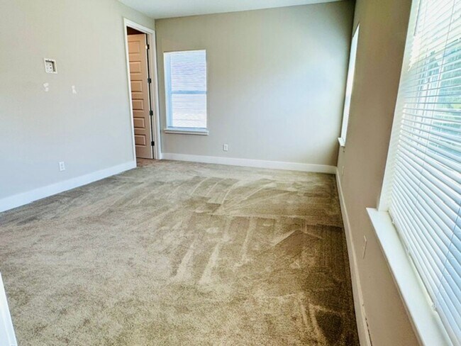 Building Photo - 7825 Spectrum Dr