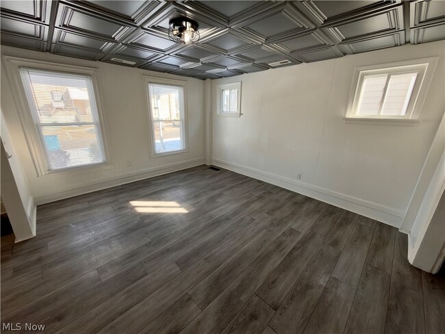 Building Photo - 142 Beaver Ct