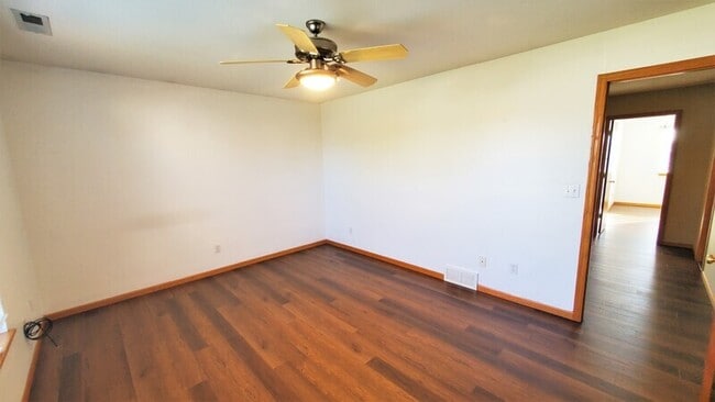 Building Photo - 4260 Windemere Way