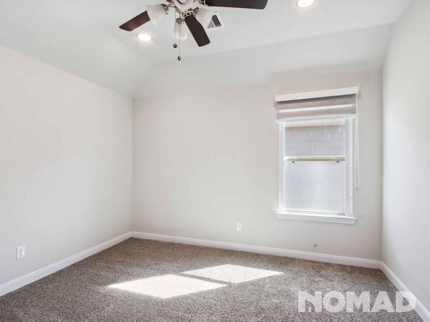 Building Photo - 23602 Persimmon Crk Ln