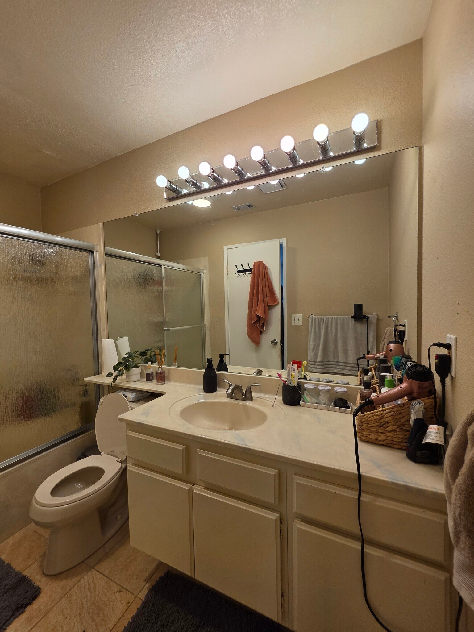 Building Photo - 9949 Scripps Westview Way